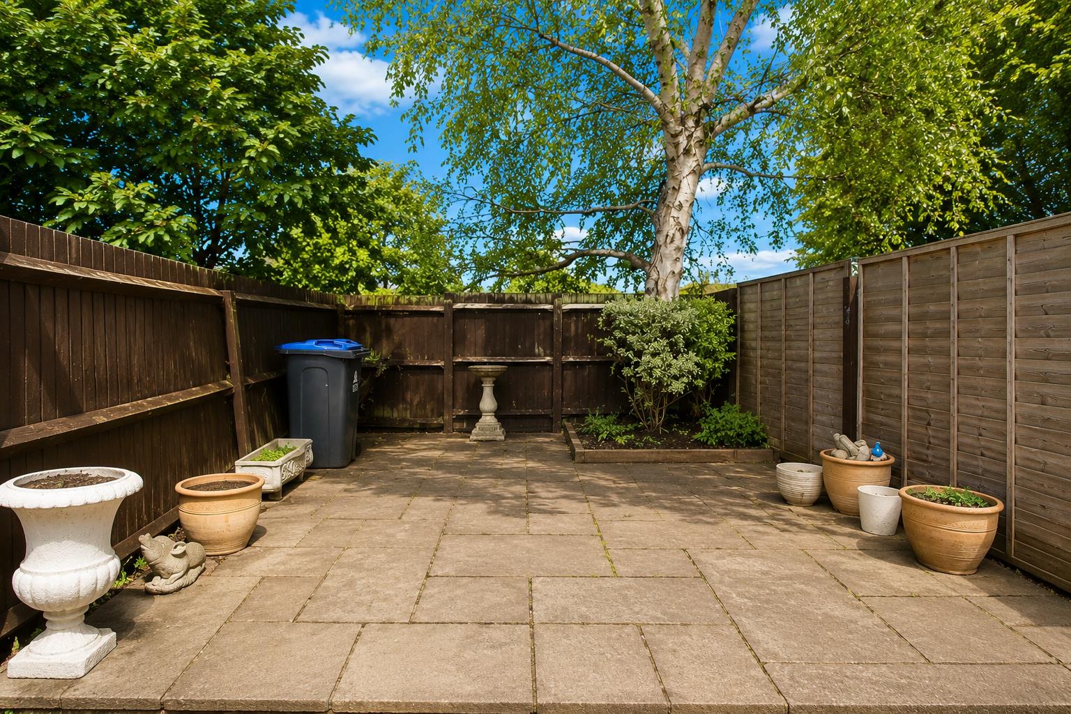 Donald Woods Gardens, Surbiton